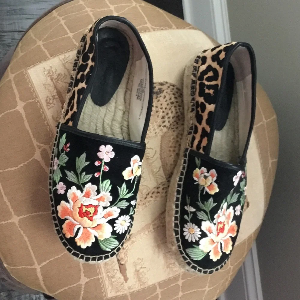 Johnny Was Black Floral Espadrilles (EUC)